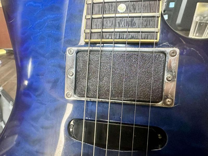 2x Humbacker Cover for electric guitar
