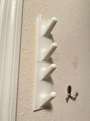 Modular Vertical Hat or Coat Rack