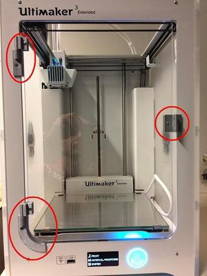 Hinge- and Grip set for Ultimaker 3 DIY front door