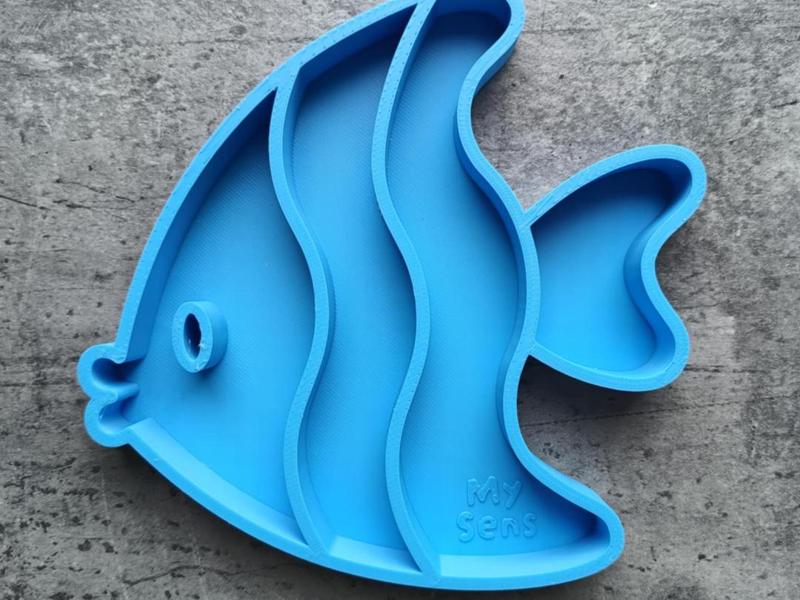 2 in 1 Sensory dump or sand play mold 13x13cm