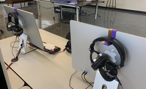 Apple Studio Display (2022) Headphone Hanger