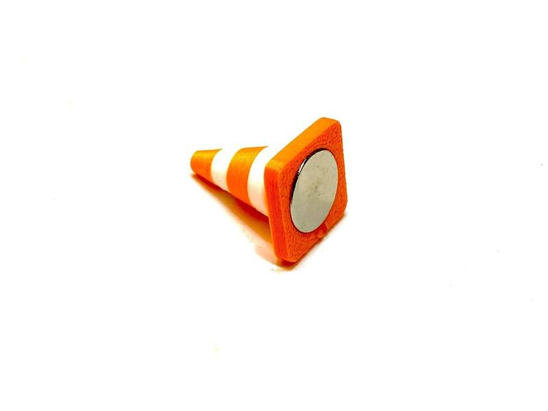 Mini VLC Traffic Cone with Magnet 4 magnet boards