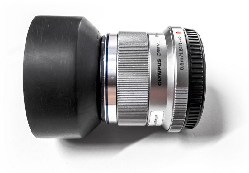 Lens Hood for Olympus M.Zuiko Digital 45mm F1.8 (Micro FourThird) with Bayonet mount