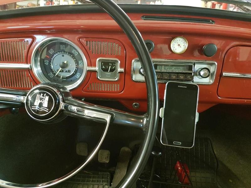 Old beetle mobile holder for astray
