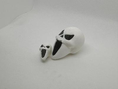 Halloween Scream Skull