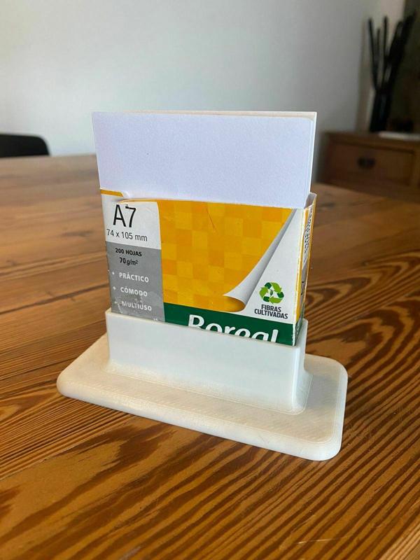 A7 block sheet stand office organizer