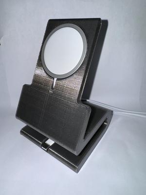 Iphone Magsafe Desk Stand (Otterbox Defender Series XT Compatible)
