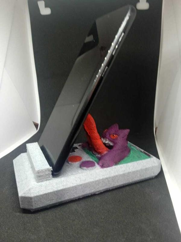 Gengar Game boy cell phone holder