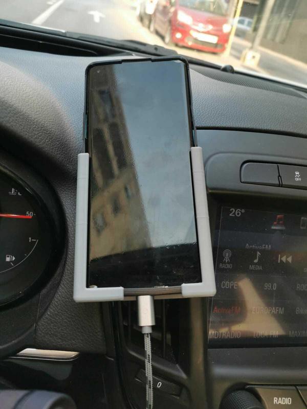 MOBILE CAR MOUNT