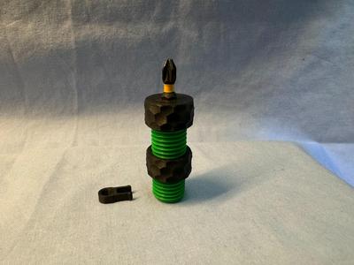 Fidget Keyring 2 (with screwdriver and storage)