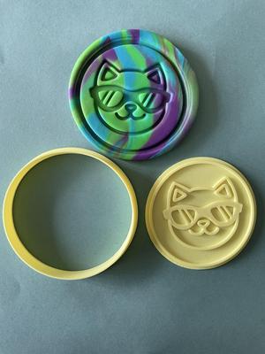 Cool cat in glasses cookie cutter