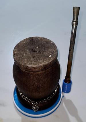 seca mate and bombilla