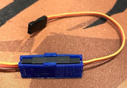 Servo Connector Lock / Keeper