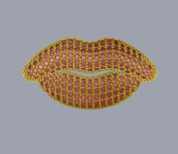 lips pendant
