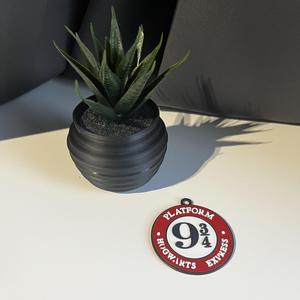 HARRY POTTER PLATFORM 9 3/4 KEYCHAIN