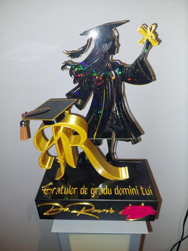 Promotional statue letter L and O