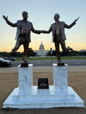 Trump & Epstein - 'Best Friends Forever' Statue (miniature)