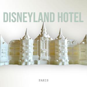 DISNEYLAND HOTEL PARIS - PARK ENTRANCE