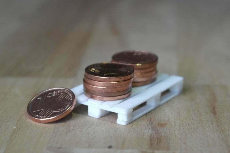 EUR-pallet scaled to assembled (38x25.3mm)