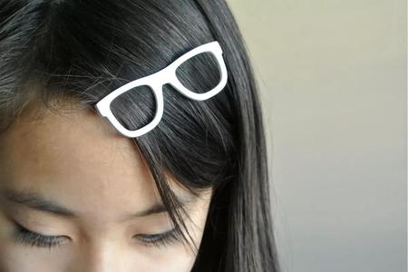 Glasses shaped hair clip