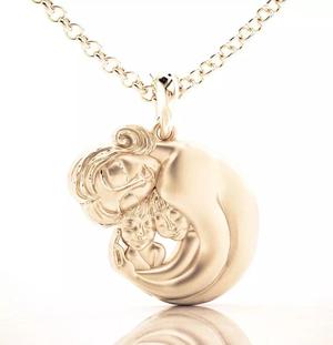 mother with children pendant bas-relief