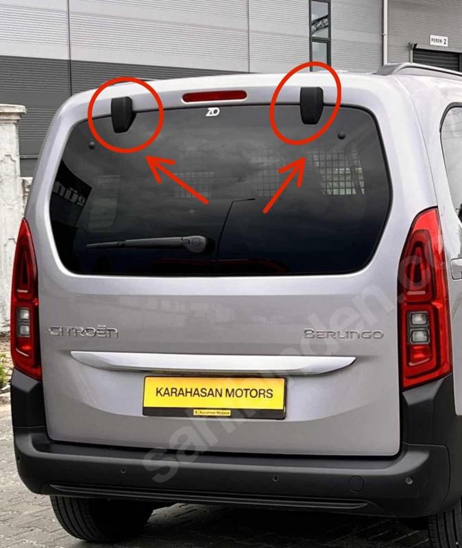 Citroen Berlingo rear trunk hinge cover