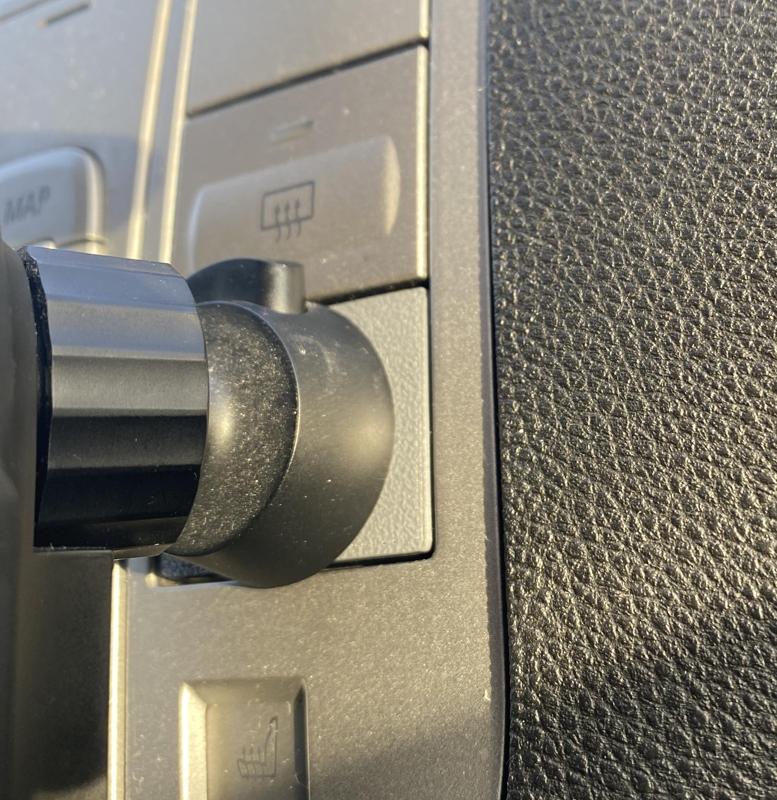 Ford KUGA phone holder