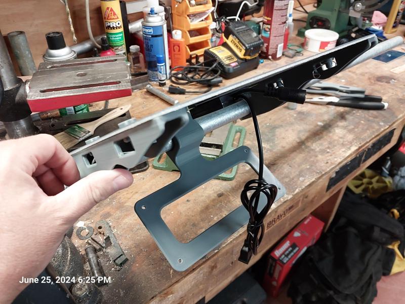 SoShine 6W panel and Enclosure Mount using 3/4" EMT (modular design)