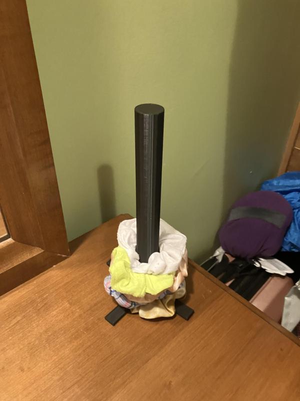 Simple scrunchie holder