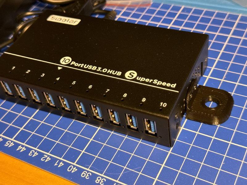 Sipolar A-103 USB hub 4040 mount brackets