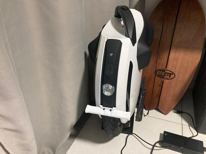 kingsong ks-18l ---> kickstand