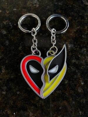 Deadpool x Wolverine Keychain (Not MMU Version)