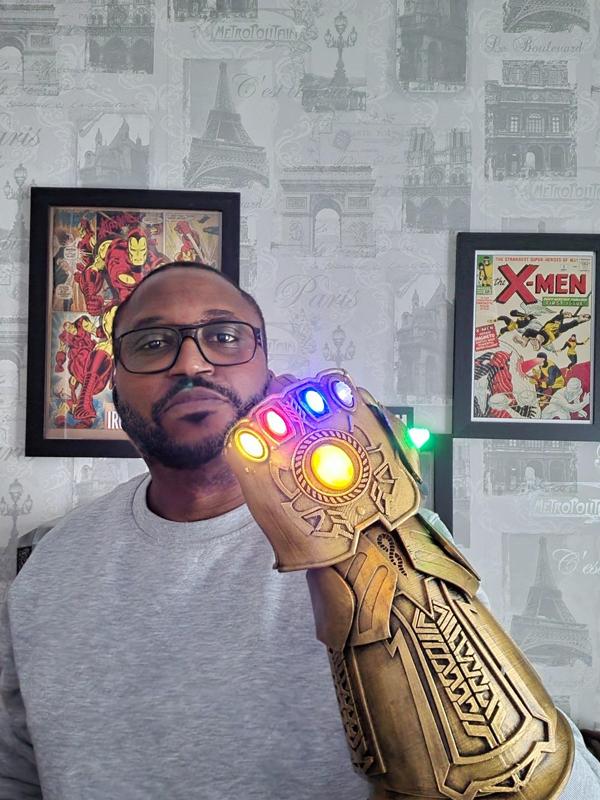 Wearable Thanos Infinity Gauntlet