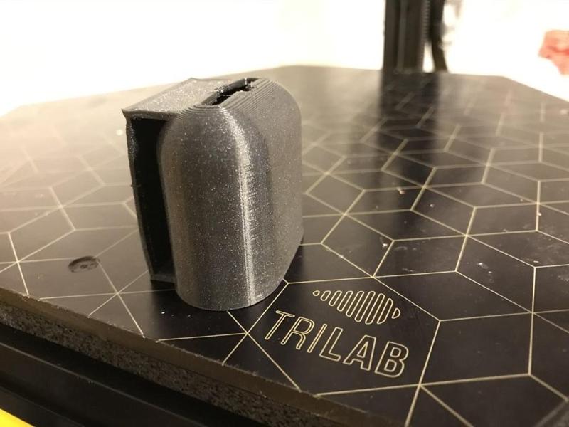 Flexible minimalist airpods belt holder