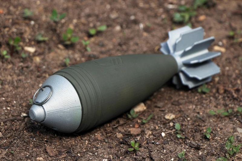 60MM MORTAR SHELL | C02 12G. CARTRIDGE