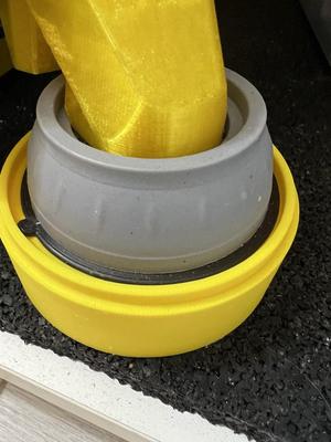 Holder for the Prada leg