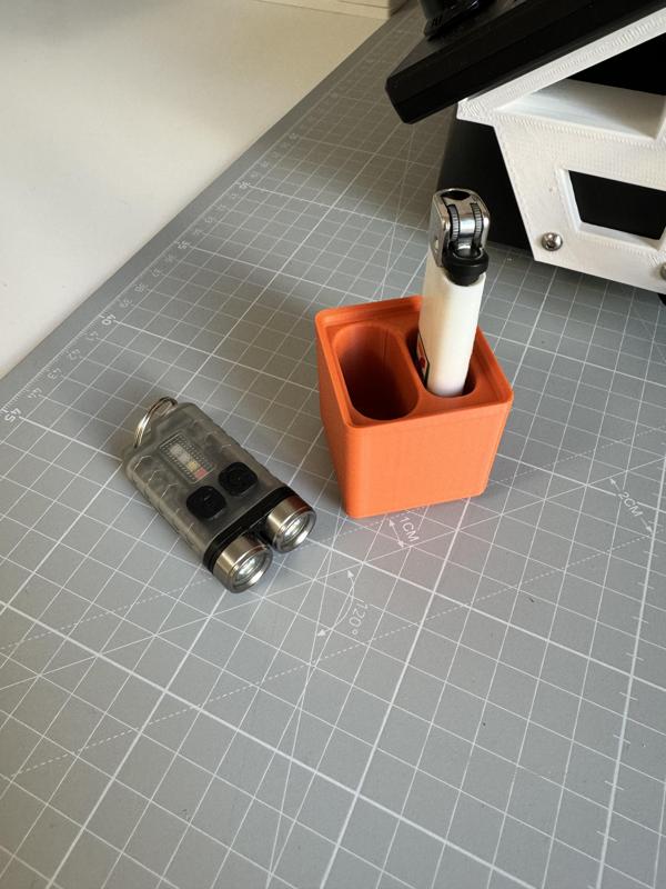 Lighter + Mini Flashlight holder Gridfinity