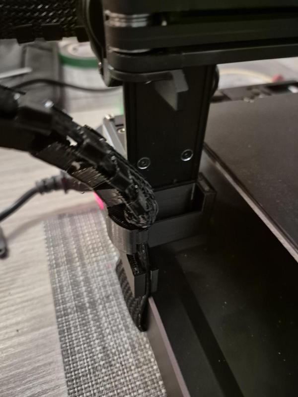Ender 3 v3 KE / SE removable bin mount + spine cable chain base