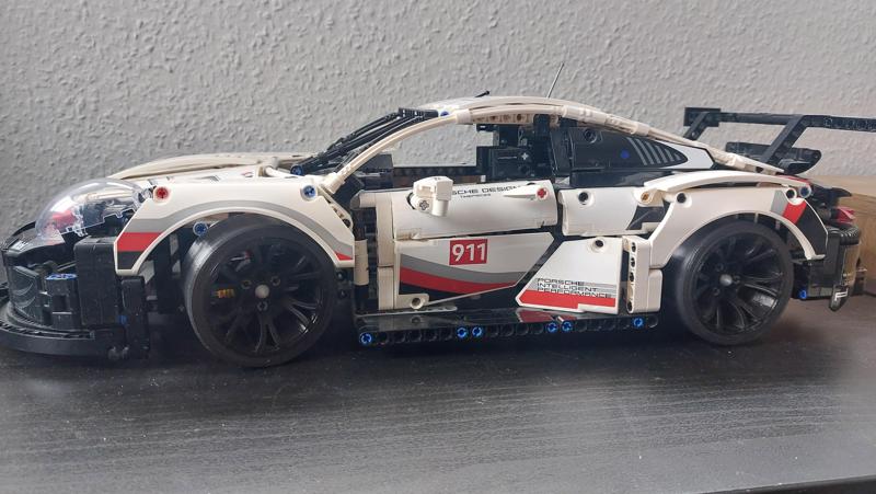 LEGO Porsche 911 RSR Slick Tyres with new Rim