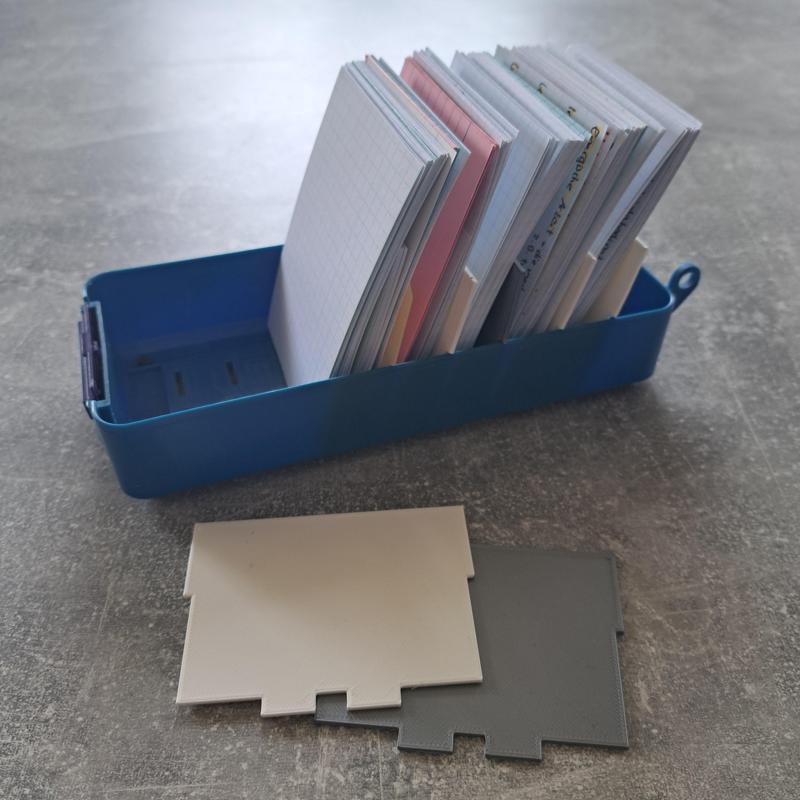 Kateikartenabstandhalter - Index Card Spacer