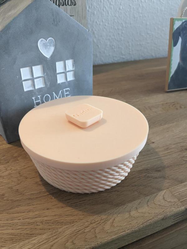 Lid with Knob for the Rope Bowl