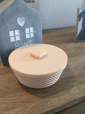 Lid with Knob for the Rope Bowl