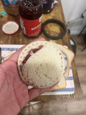uncrustables sandwich maker