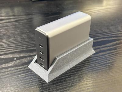 Satechi ST-UC165GM 165W Charger Stand