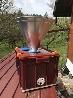 Rojo-smyko-chyto-včel