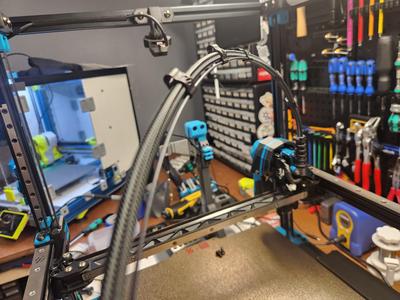 Umbilical Clip w/ PTFE Guide and Filament Support Voron Logo