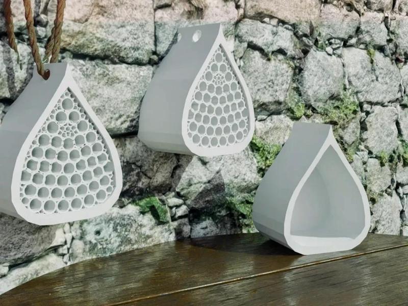 Waterdrop insect hotel