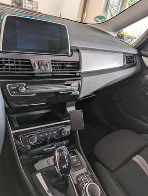 BMW 2 Series F45,F46 - mobile phone mount