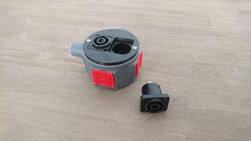 Neutrik speakON chassis connector wall plate