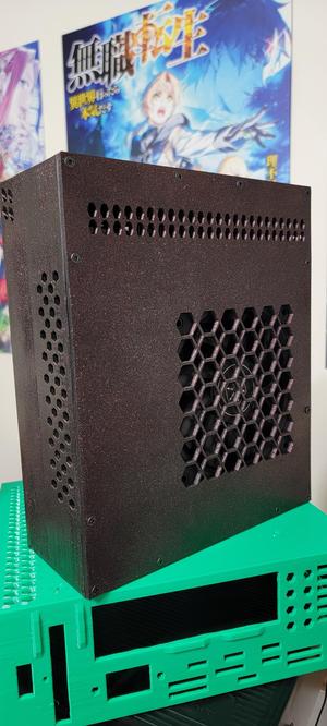 4.7 Liter ITX ASUS 4060 LP, Asrock B650i Case 500W HDPLEX